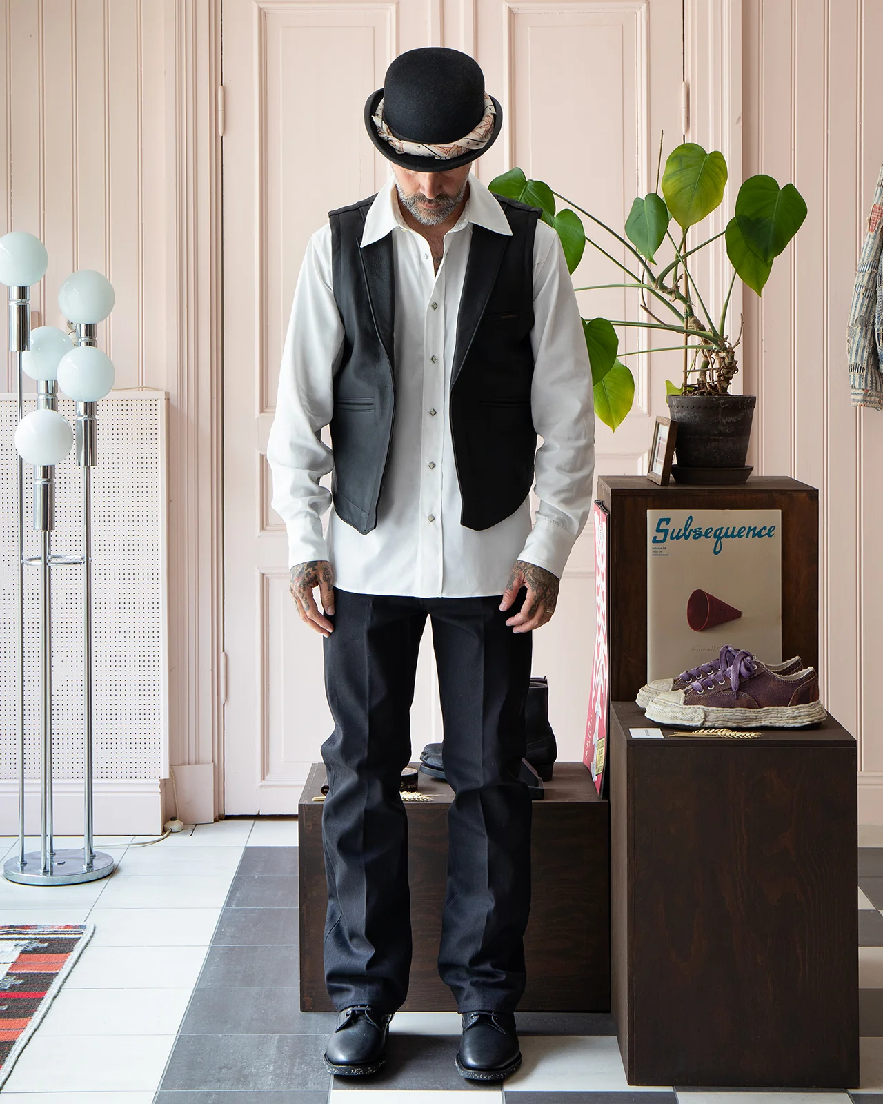 Indigofera Rick Vest Black - Image 2