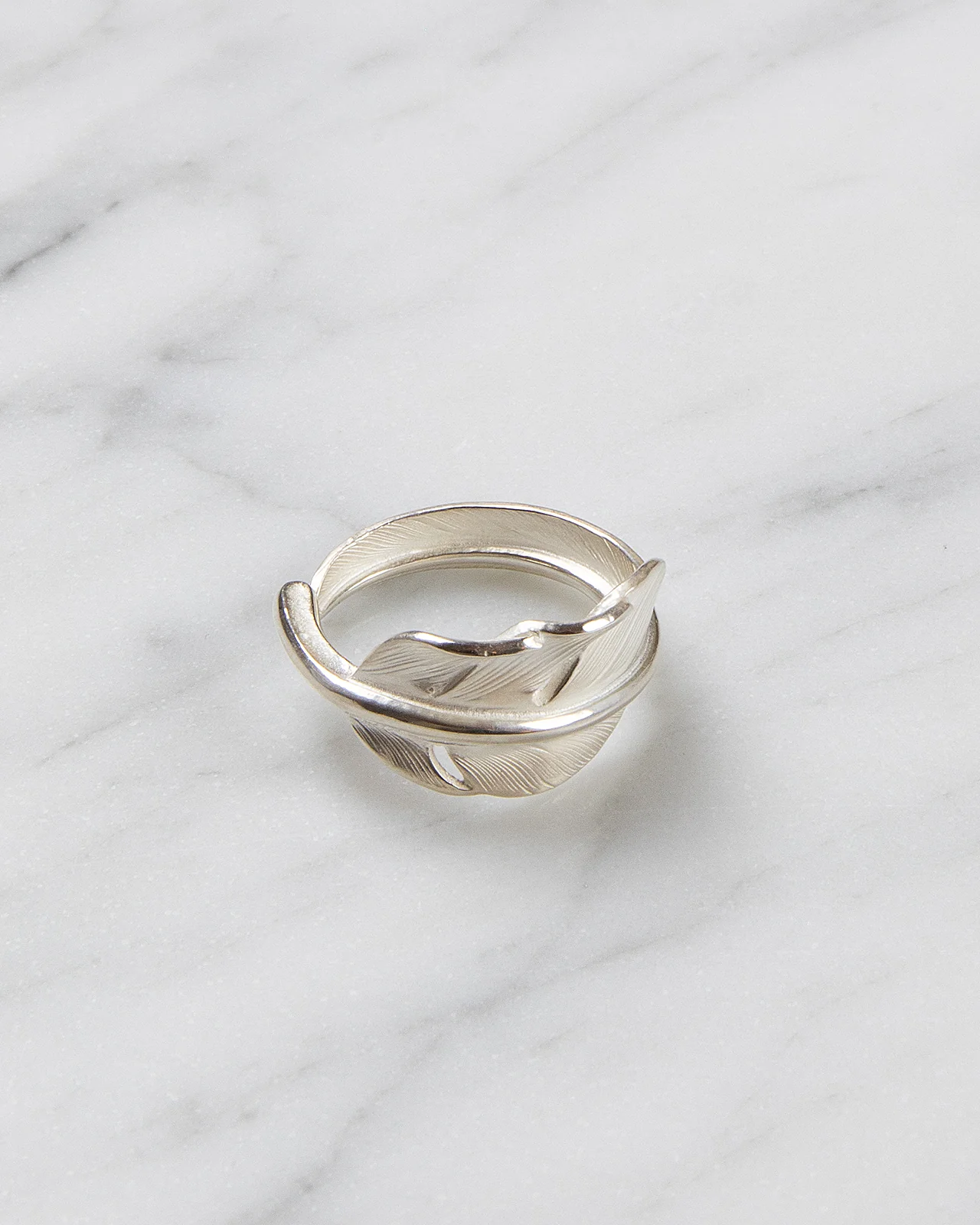 Larry Smith Kazekiri Pinkie Feather Ring - Image 2